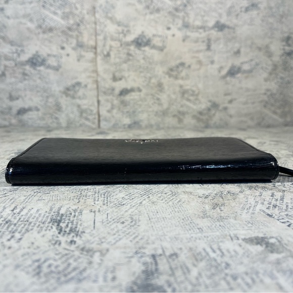 Kate spade New York black patent leather bifold wallet - Picture 5 of 13